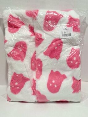 Storehouse NWT Koda Ghost 50 X 70 Plush Throw